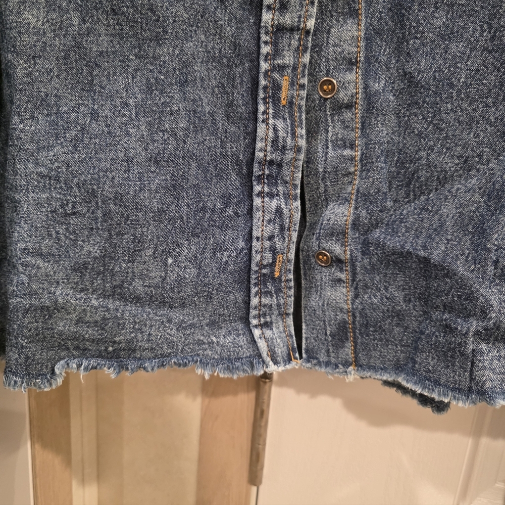 Denim Button-Up Jacket - Picture 2 of 4